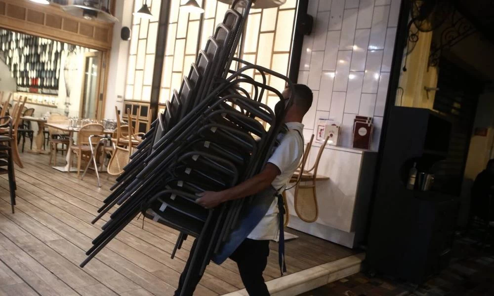 «Δώρο» το 50% σε όλες τις επιστρεπτέες προκαταβολές – Παράταση των μέτρων στήριξης μέχρι τον Μάιο